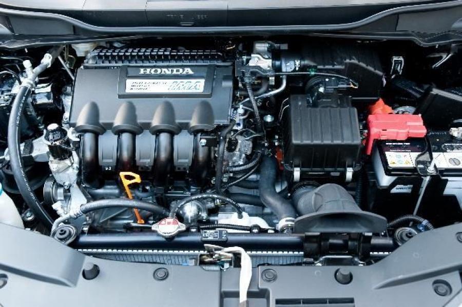  Honda Insight 2009 года  (фото 80 из 172)